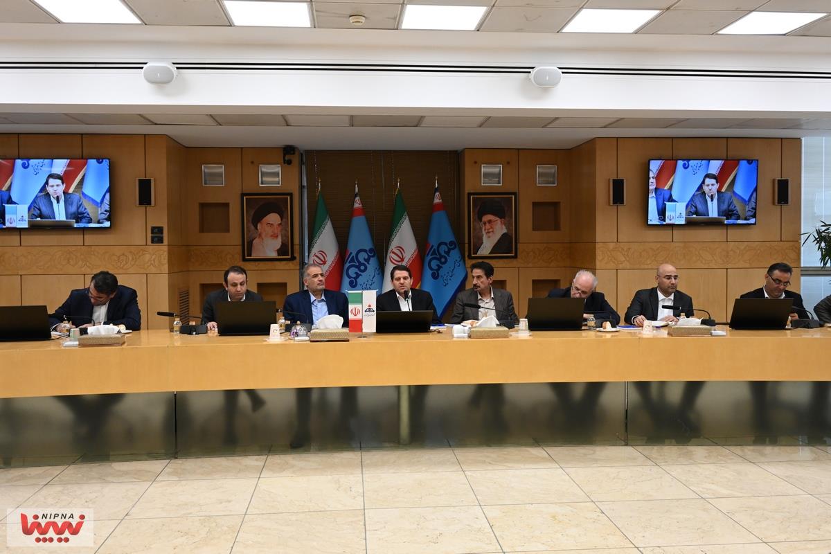 نشست مدیران بازرگانی شرکت های پتروشیمی با سفیر ایران در روسیه در حضور مدیرعامل NPC 35